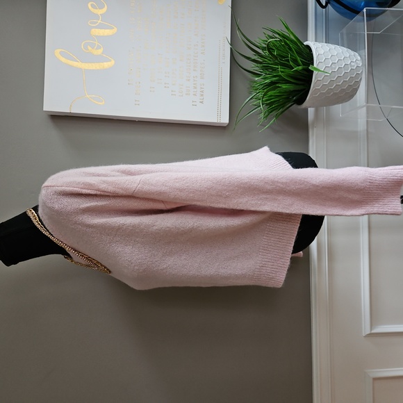 Forever 21 sweater - Picture 4 of 7